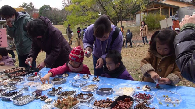 どんぐりのペンダントを作る