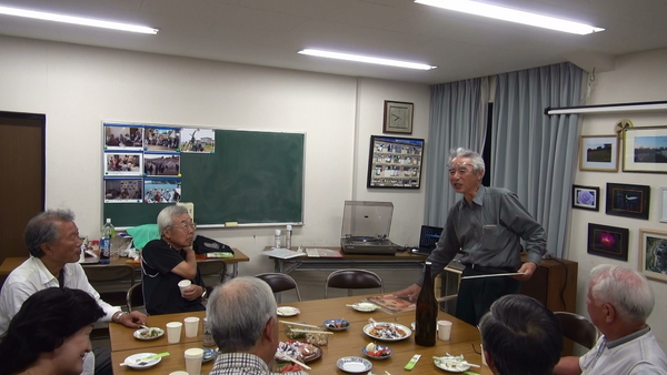 飲みながらレコードを聴く