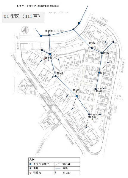 51街区の電柱と電線